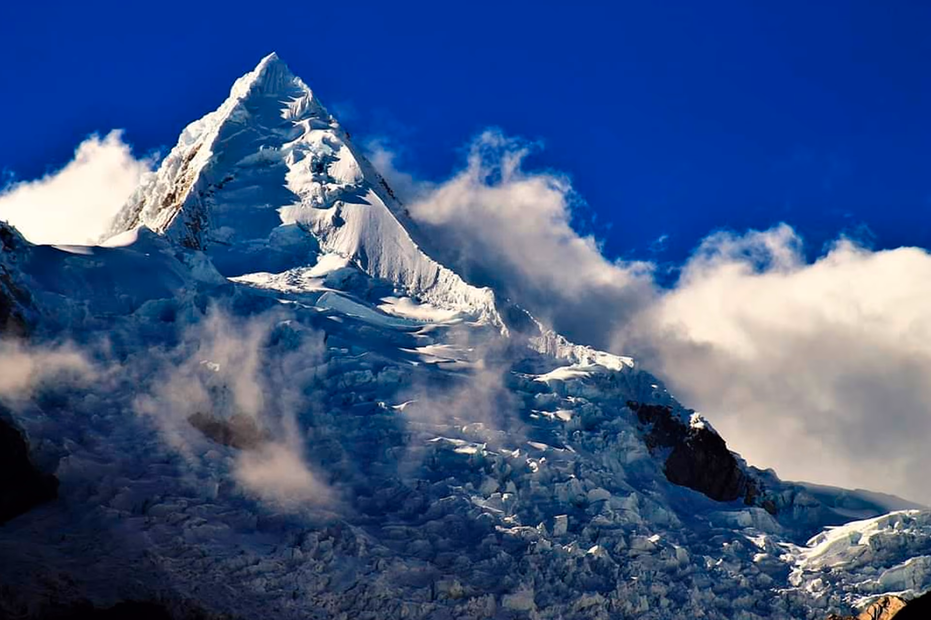 NEVADO ALPAMAYO 5947M 7