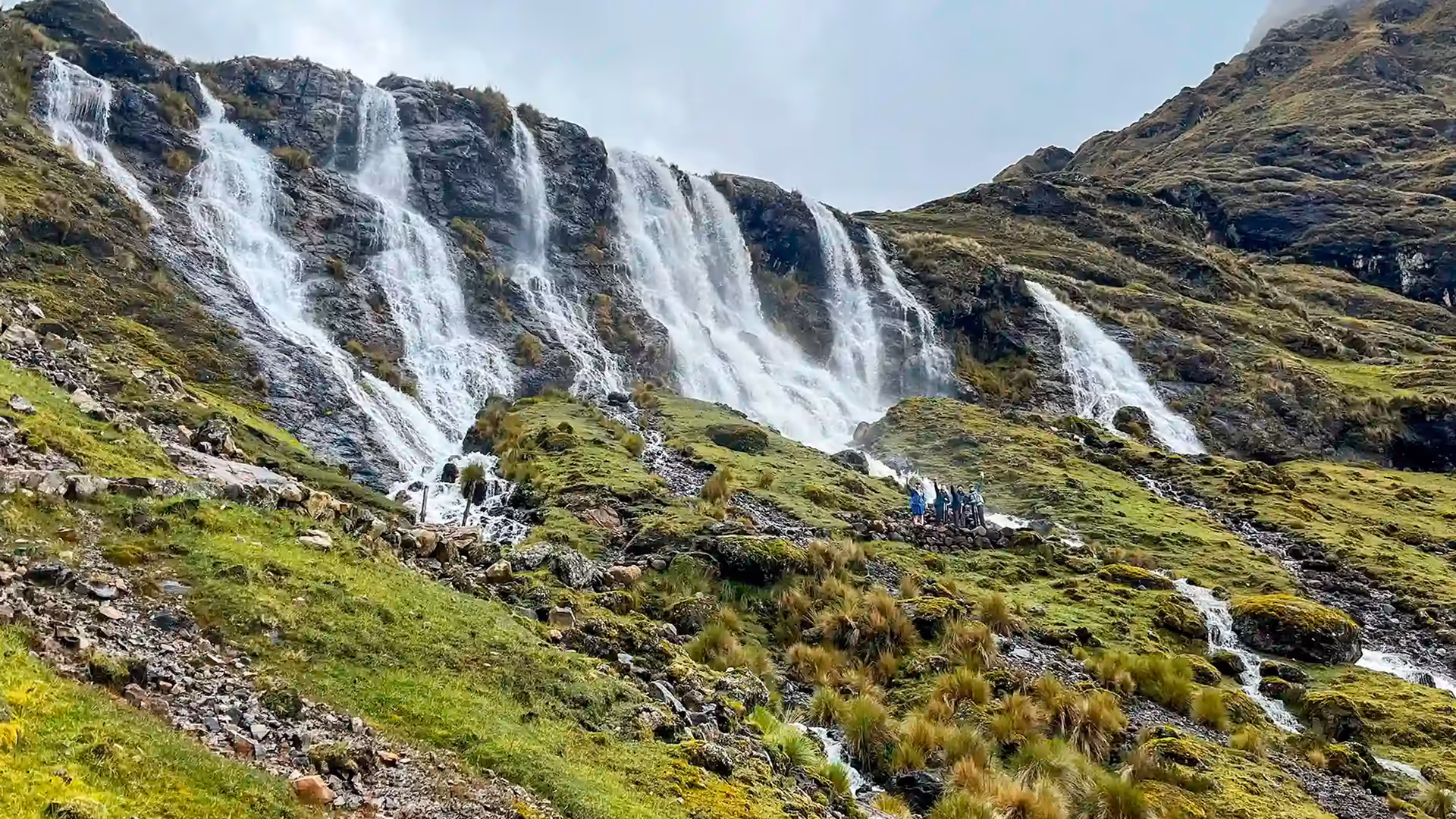 TREKKING LARES - MACHU PICCHU